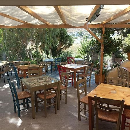 Kini Aposperitis Rooms & Apartments מראה חיצוני תמונה