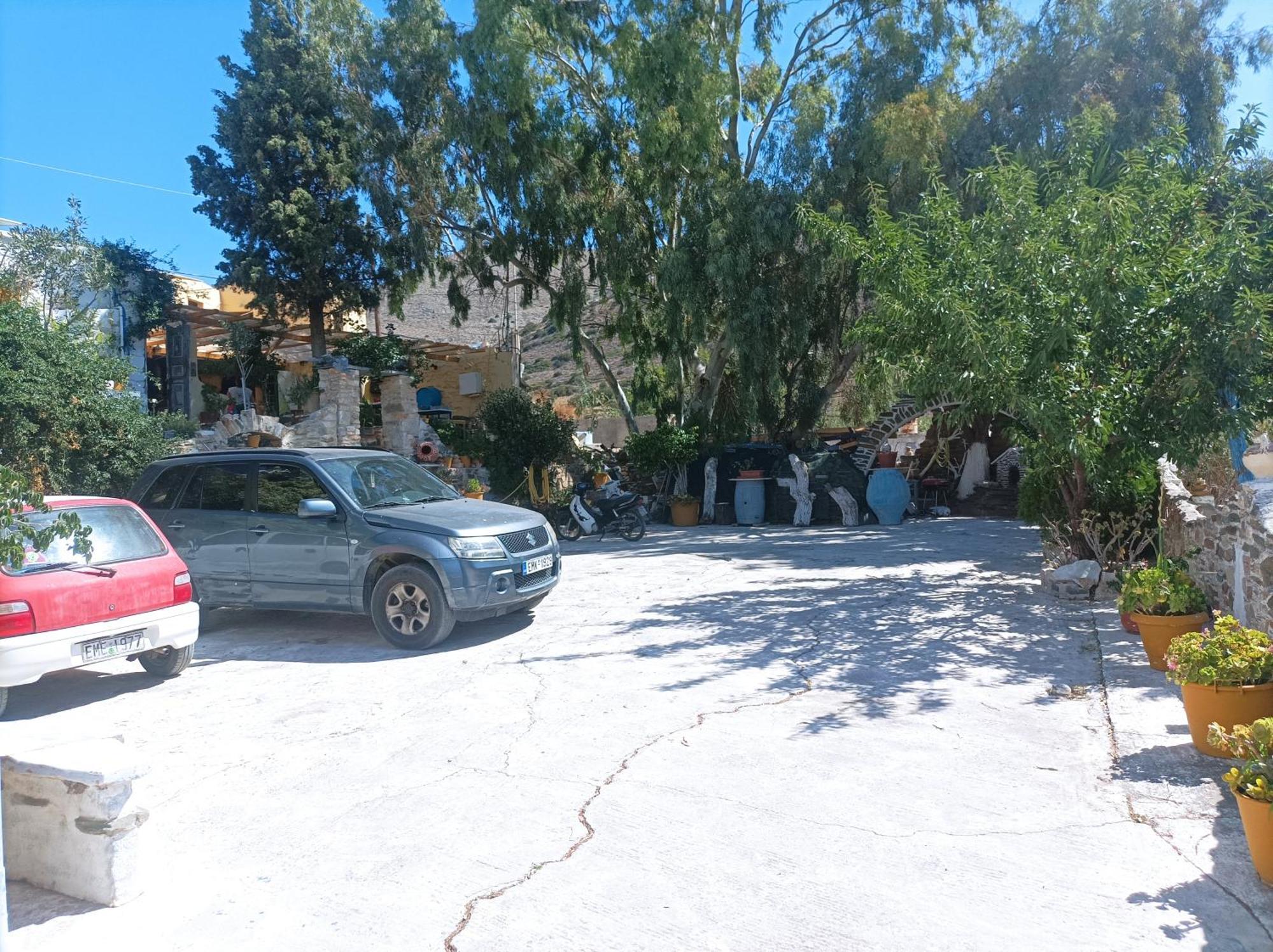 Kini Aposperitis Rooms & Apartments מראה חיצוני תמונה