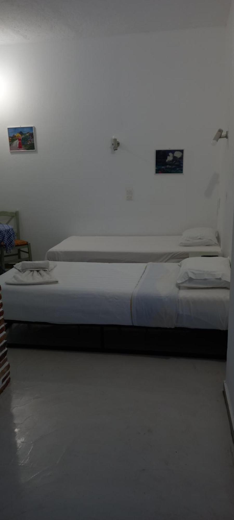 Kini Aposperitis Rooms & Apartments מראה חיצוני תמונה