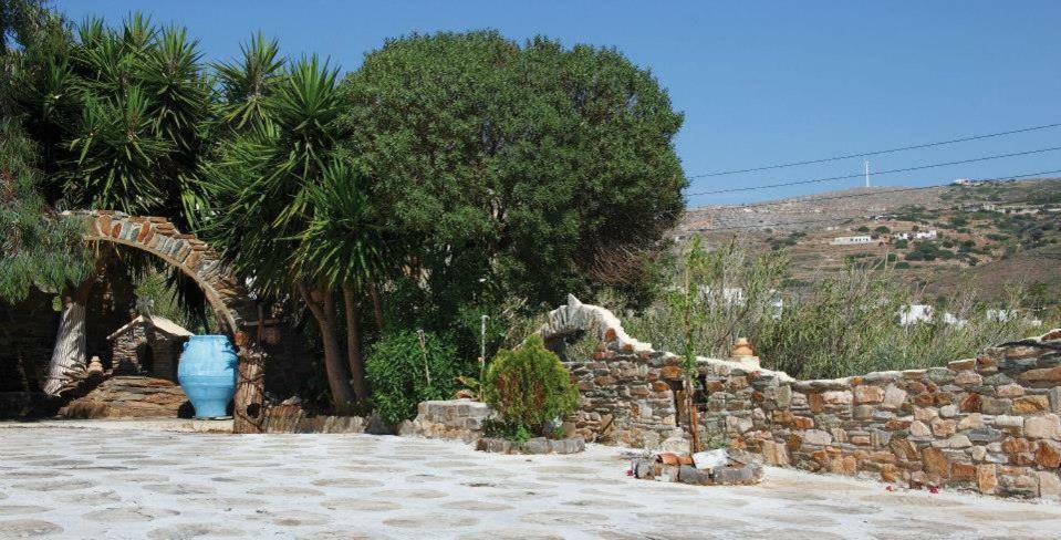 Kini Aposperitis Rooms & Apartments מראה חיצוני תמונה